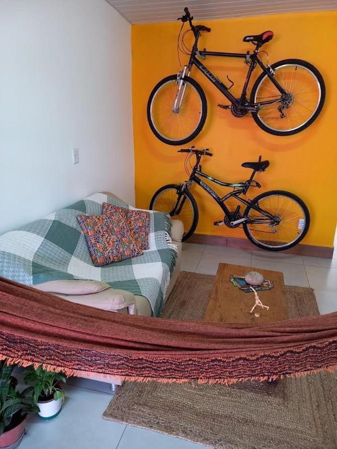 Casinha Aconchegante No Centro De Bonito I Tv, Ar-Condicionado, Bicicletas, Rede, Cozinha E Wi-Fi 20Mb Villa Exterior photo